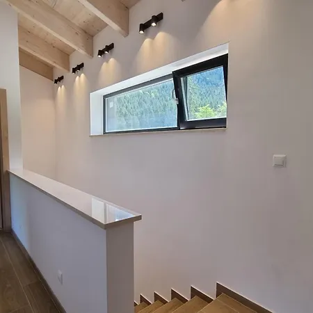 Daire Prezidentsky Apartman Malino Brdo